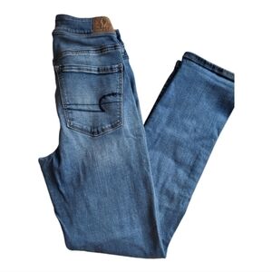 American Eagle High Rise Skinny Jeans - Size 6 Short